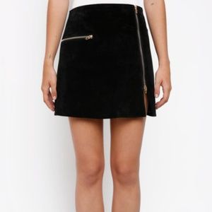 Blank NYC Zip Front Black Suede Skirt Sz 26